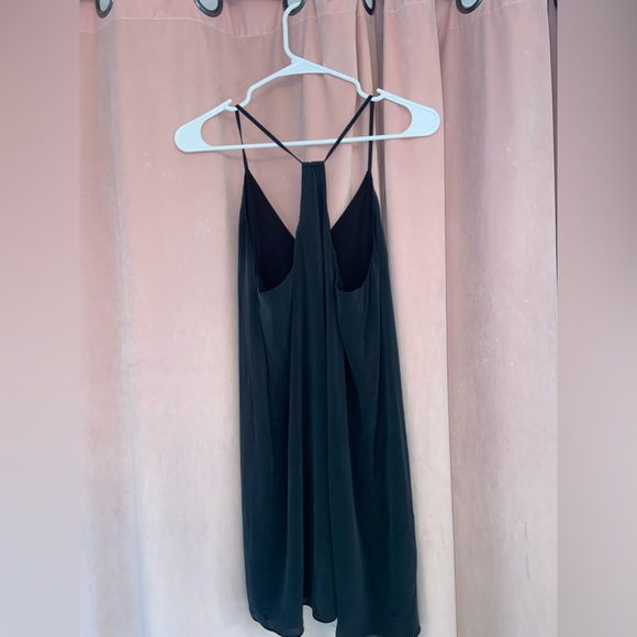 PERFECT black dress - Picture 2 of 3